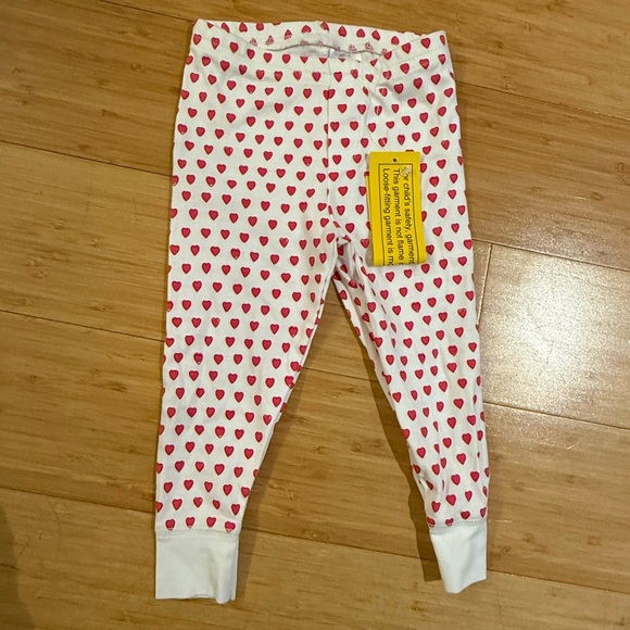 *New With Tags* Roller Rabbit Pajama Set - Picture 5 of 8